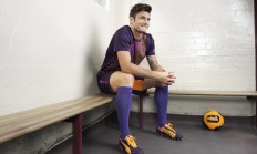 开云平台-马来旋风席卷曼谷，黄鸭组合闪耀东南亚