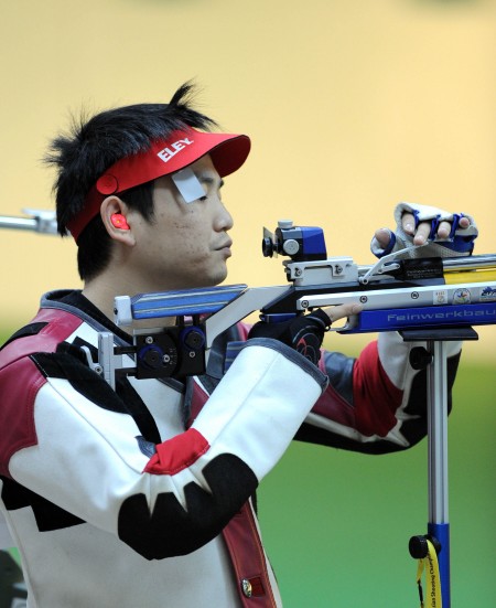 卡塔尔射击选手巅峰表现!获得锦标 卡塔尔射击选手巅峰表现!获得锦标