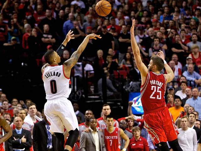 关于开拓者队横扫小牛取得四连胜的信息