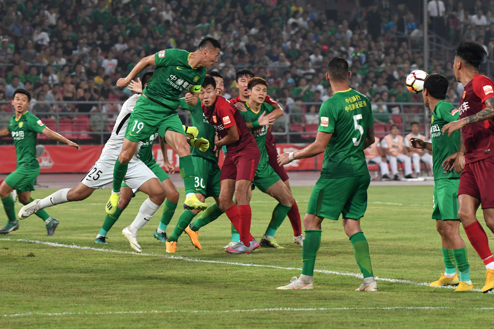 北京国安主场战平河北华夏幸福 北京国安主场战平河北华夏幸福
