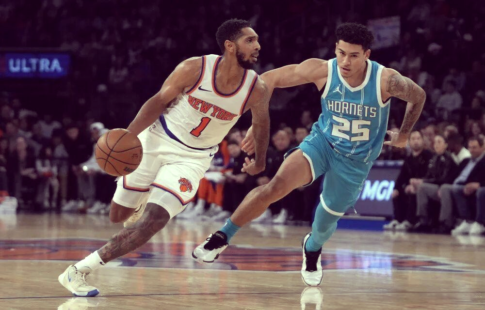 包含太阳客场击败尼克斯,继续紧咬西部榜首的词条 包含太阳客场击败尼克斯,继续紧咬西部榜首的词条