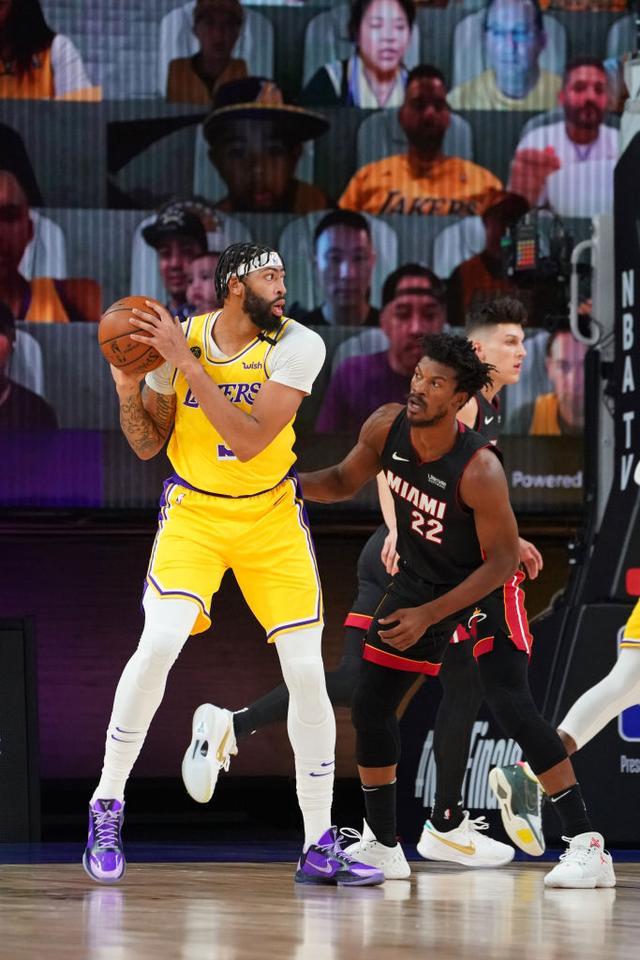 热火鏖战新疆队,浓眉哥扛起全队的简单介绍 热火鏖战新疆队,浓眉哥扛起全队的简单介绍