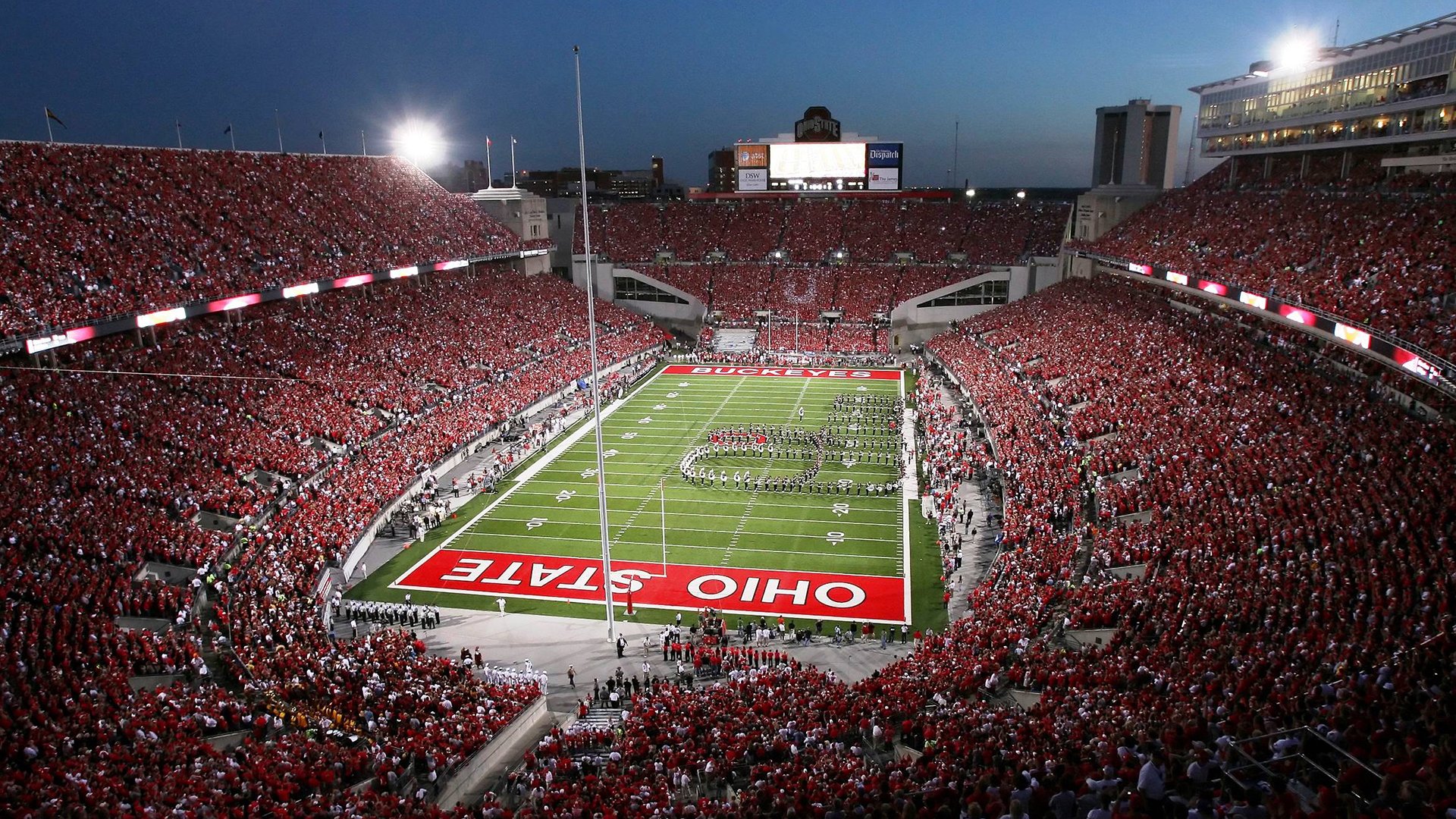 同一地球的平行足球，伊朗横扫玻利维亚与卡马文加的关键先生之路