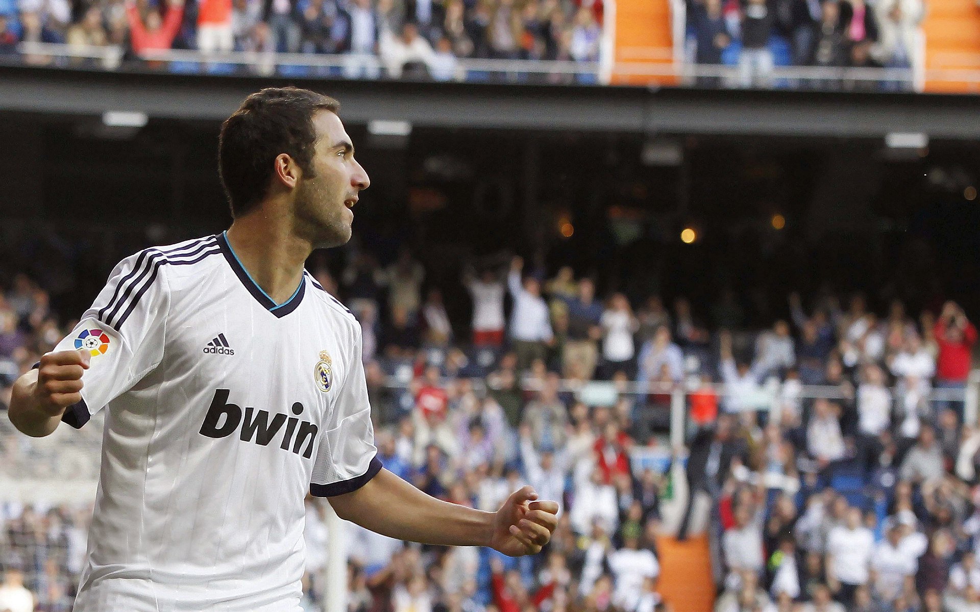 玻利维亚的魔笛，当万达大都会球场响起高原战歌