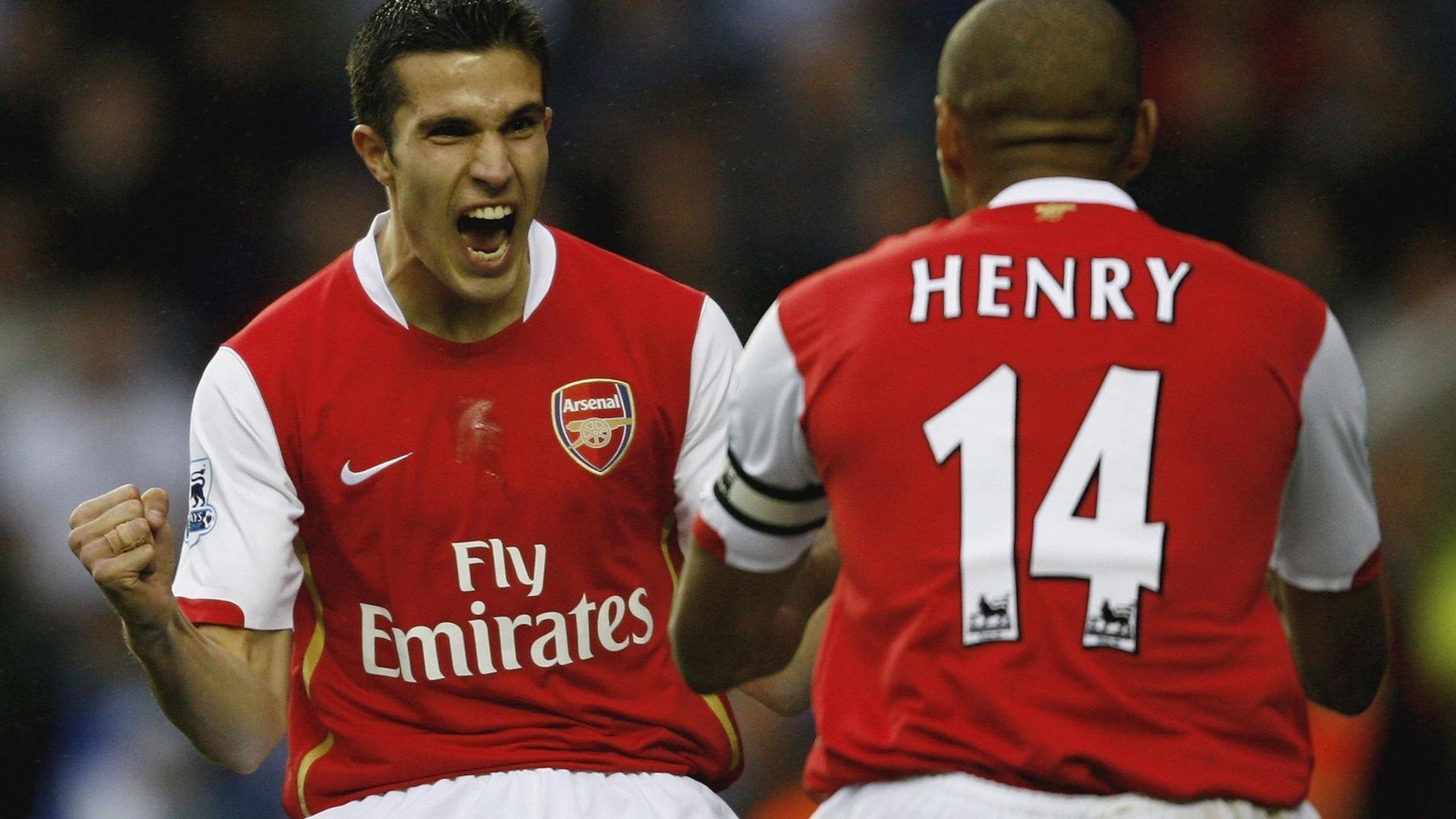 孤胆英雄的黄昏战役,当马竞钢铁洪流淹没曼联,C罗的惊艳成为最锋利的悼词